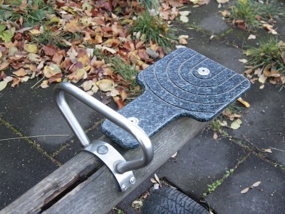 Качели балансир - развлечение с пользой для здоровья